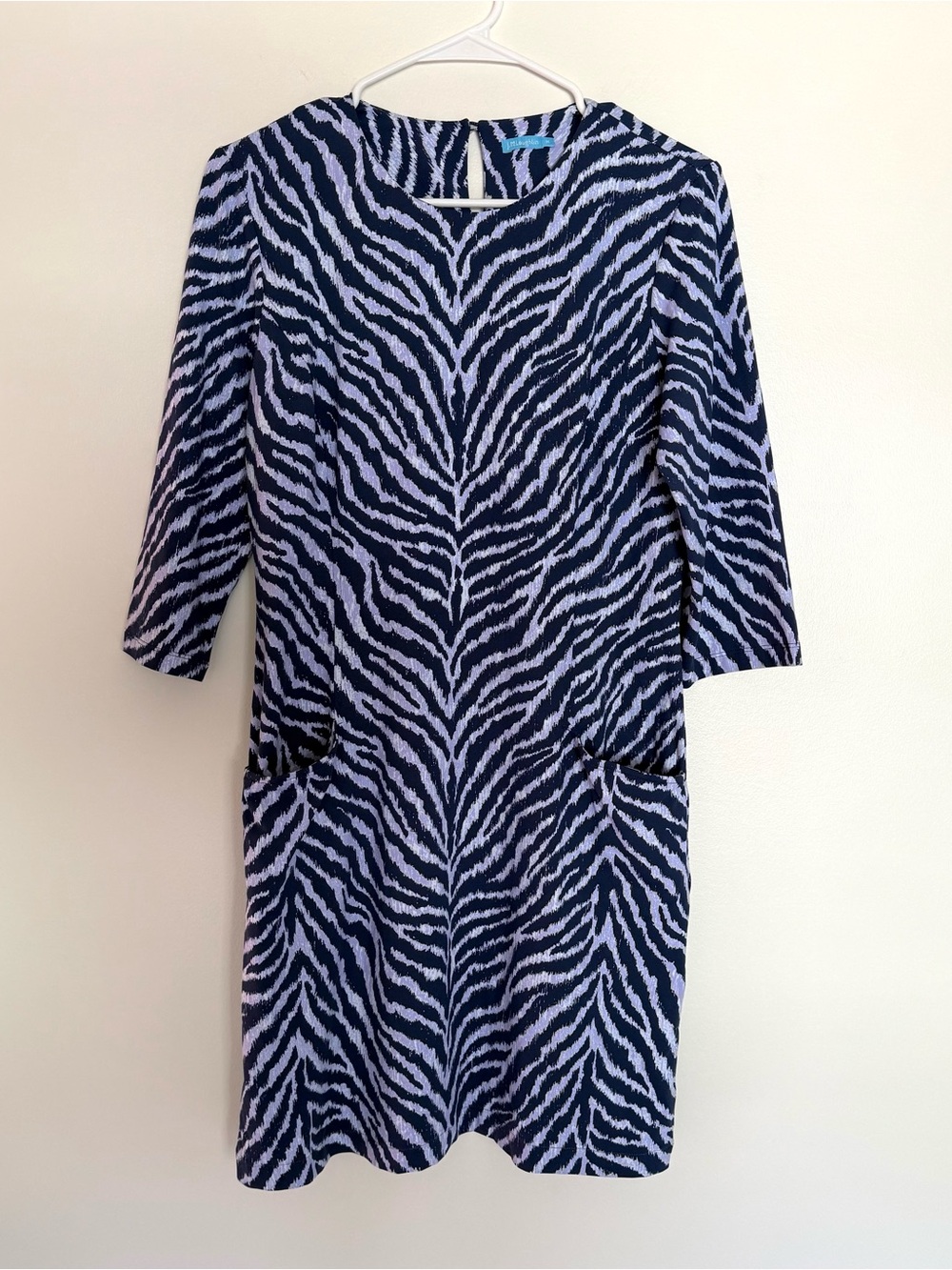 J. McLaughlin Catalyst Dress Tiger Eye Print - Picture 2 of 7